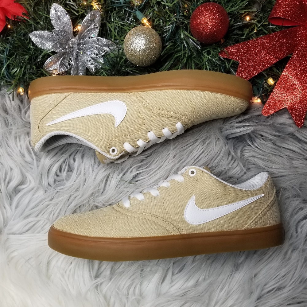 Nike SB Check Solar WOMEN'S Size 9.5